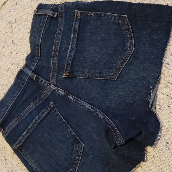 Express Shorts - Picture 10 of 10